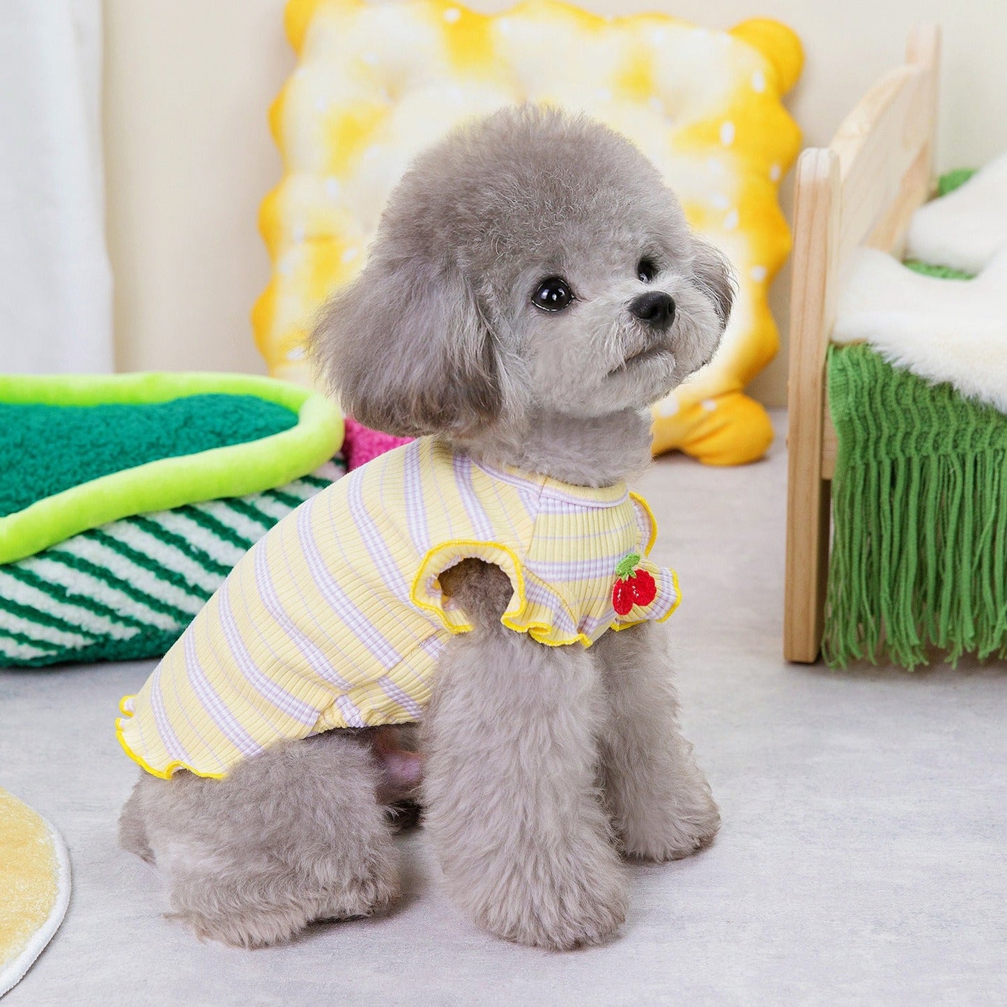 Spring/Summer Dog Clothing Little Cherry Flying Sleeves Tank Top